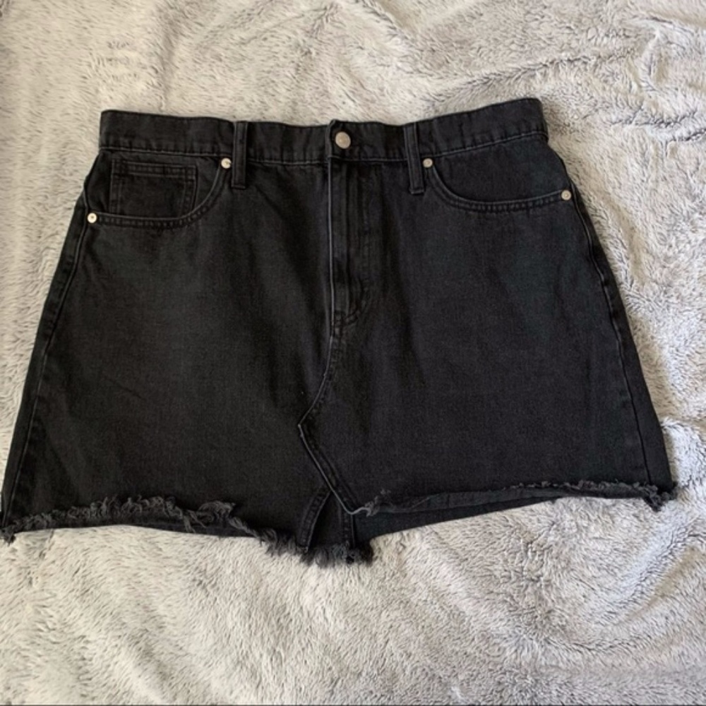 Madewell black raw hem denim a-line skirt size 32